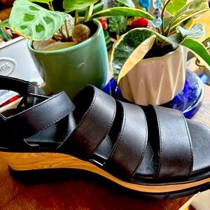 Black Strappy Sandals with Wooden Sole